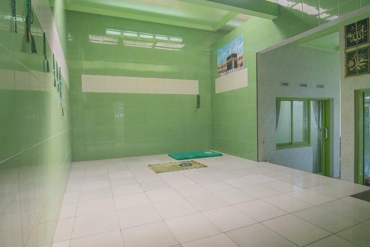 Reddoorz Syariah Near Museum Wisma Karya Subang Exteriér fotografie