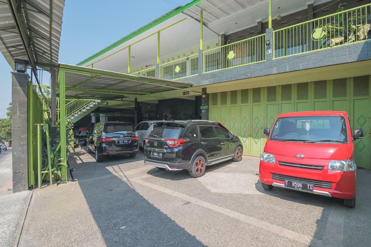 Reddoorz Syariah Near Museum Wisma Karya Subang Exteriér fotografie